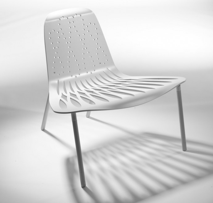 White chair, Nymphea Collection – Tôlerie Forézienne - Photograph by Studio Bisbee
